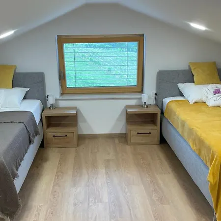 Wellness Pocitniska Hisa Manja Лютомер