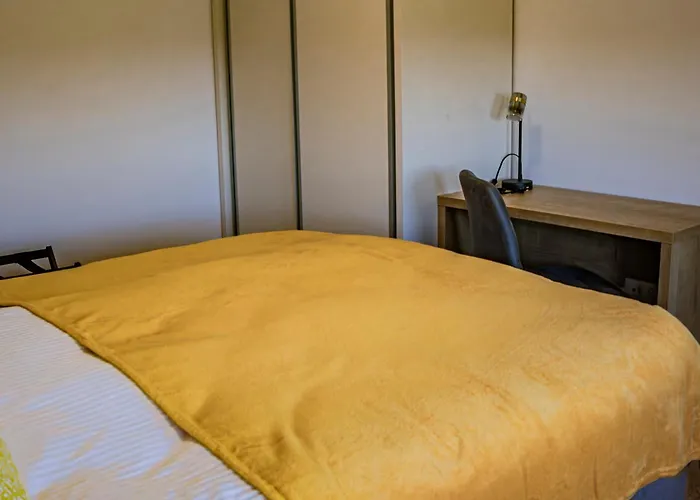 Wellness Pocitniska Hisa Manja 別荘 リュトメル