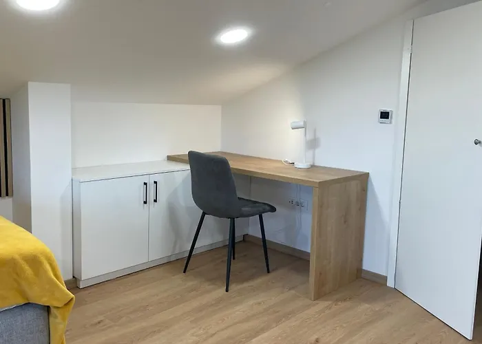 別荘 Wellness Pocitniska Hisa Manja *